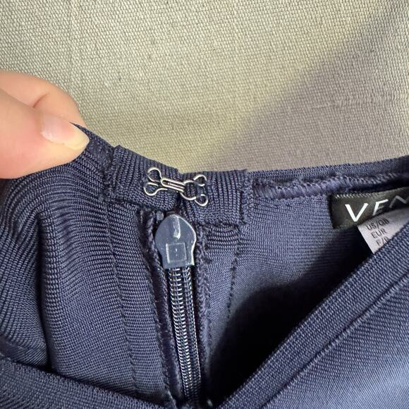 Venus Bodycon Dress Size XL Navy Blue Spaghetti Strap Zip Back Heavy Fabric - Picture 8 of 13